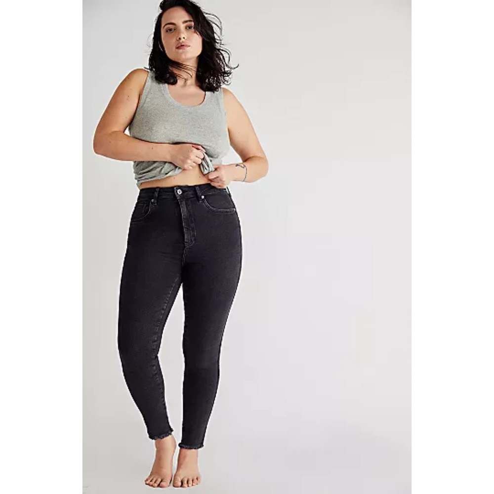 Free People NWT Raw High Rise Jeggings Skinny Jeans Washed Black Size 30 New